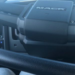 Meet your Posher, Nickoy